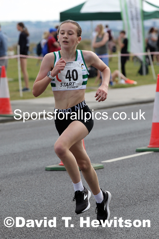 Girls under-13s 2021 Northern 6 and 4 Stage and Young Athletes Road Relays, Redcar. Photo: David T. Hewitson/Sports for All Pics